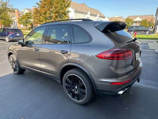 2015 Porsche 958 Cayenne Turbo - Image 13 of 21