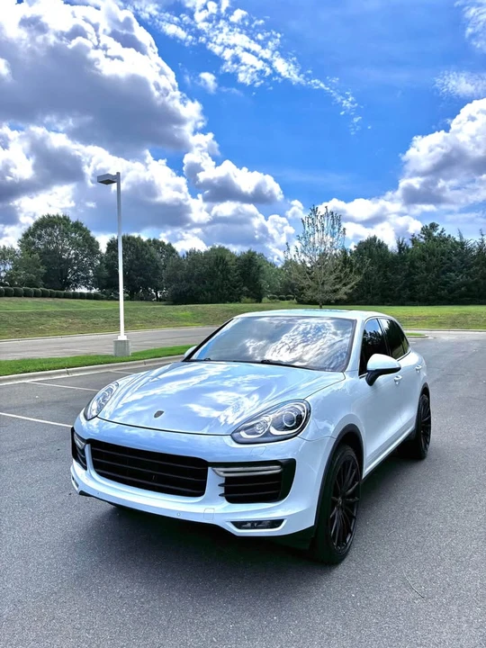 2015 Porsche 958 Cayenne Turbo - Image 2 of 12