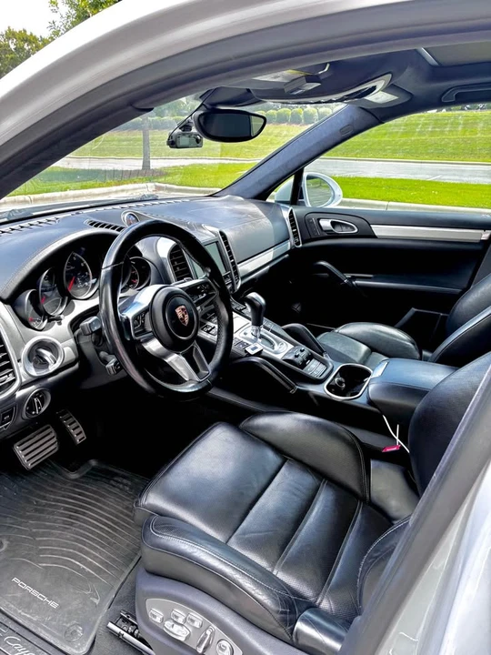 2015 Porsche 958 Cayenne Turbo - Image 9 of 12