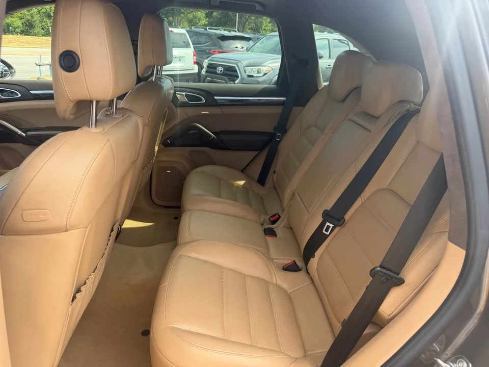 2015 Porsche 958 Cayenne Turbo - Image 17 of 19