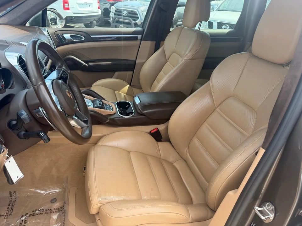 2015 Porsche 958 Cayenne Turbo - Image 13 of 19