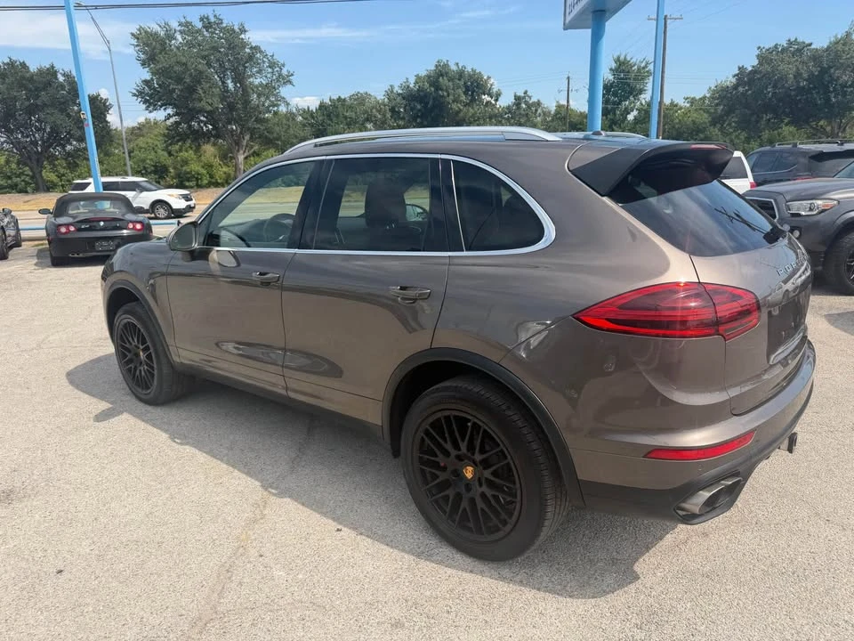 2015 Porsche 958 Cayenne Turbo - Image 8 of 19