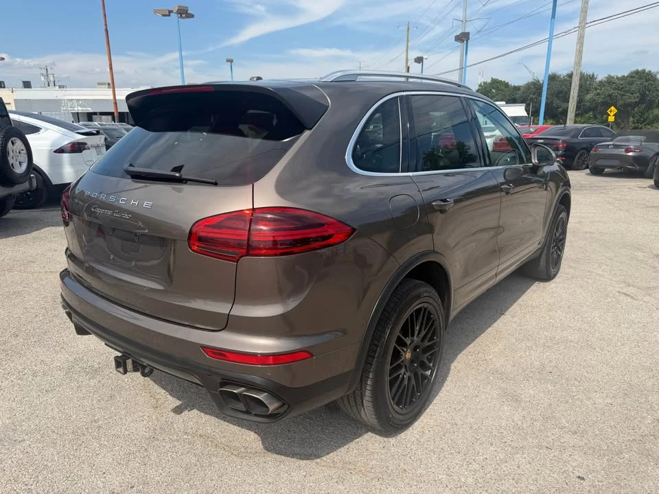 2015 Porsche 958 Cayenne Turbo - Image 6 of 19