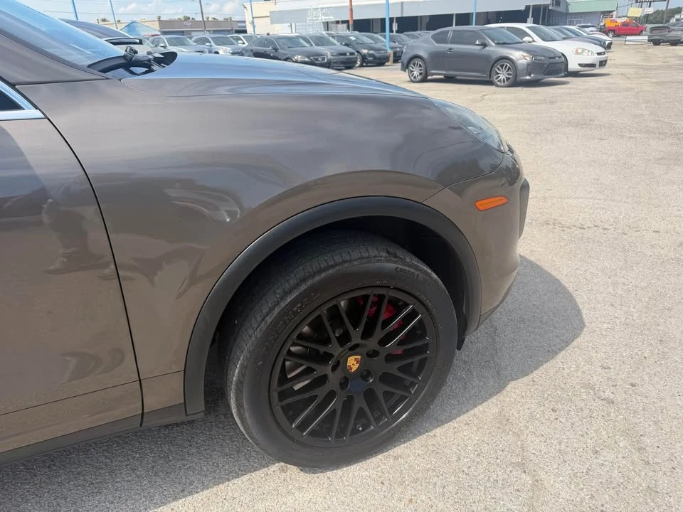 2015 Porsche 958 Cayenne Turbo - Image 4 of 19