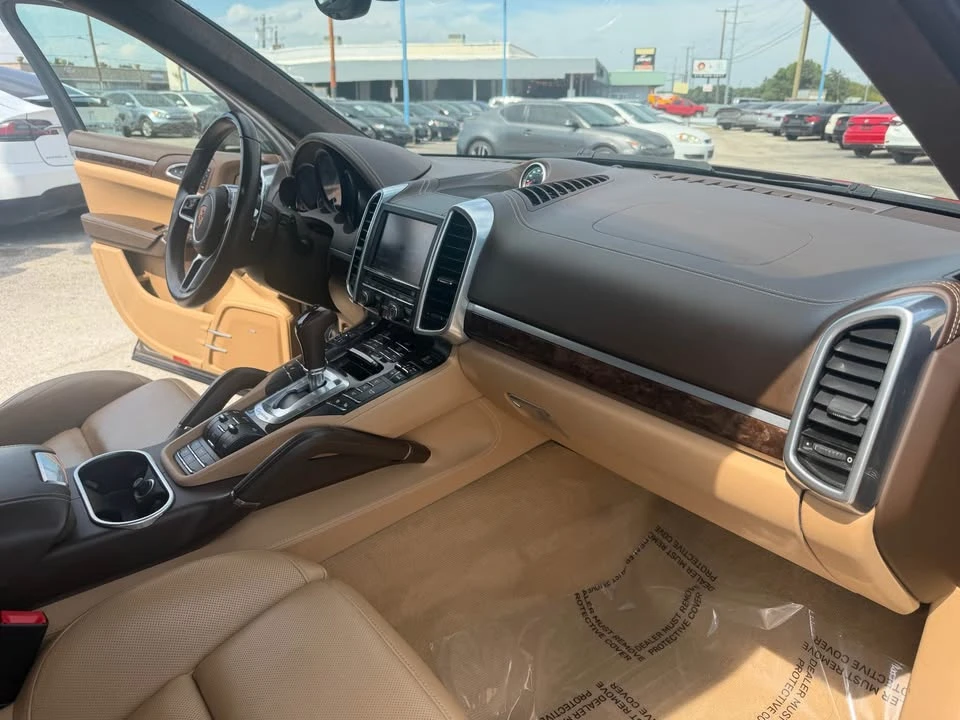 2015 Porsche 958 Cayenne Turbo - Image 15 of 19