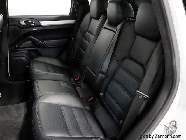 2015 Porsche 958 Cayenne Turbo - Image 13 of 21