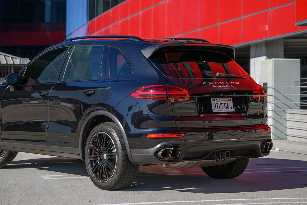 2015 Porsche 958 Cayenne Turbo - Image 26 of 31