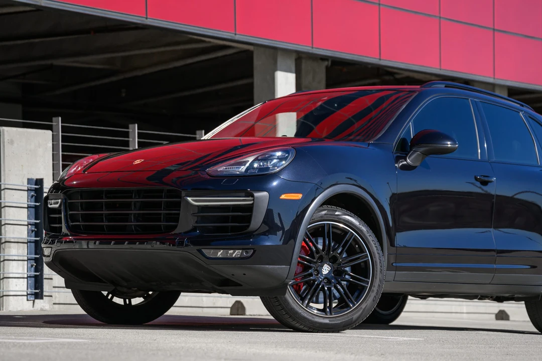 2015 Porsche 958 Cayenne Turbo - Image 12 of 31