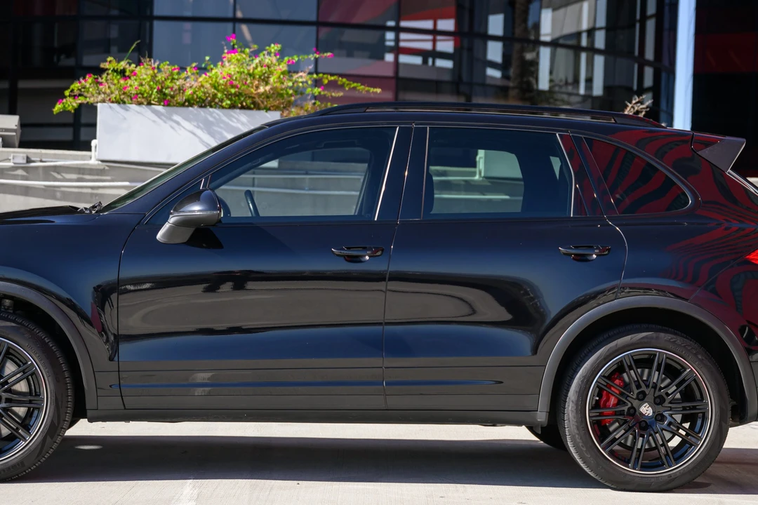 2015 Porsche 958 Cayenne Turbo - Image 21 of 31