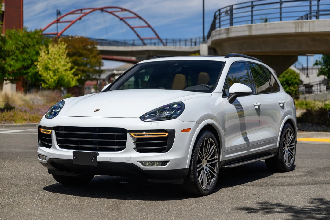 2015 Porsche 958 Cayenne Turbo - Image 14 of 31