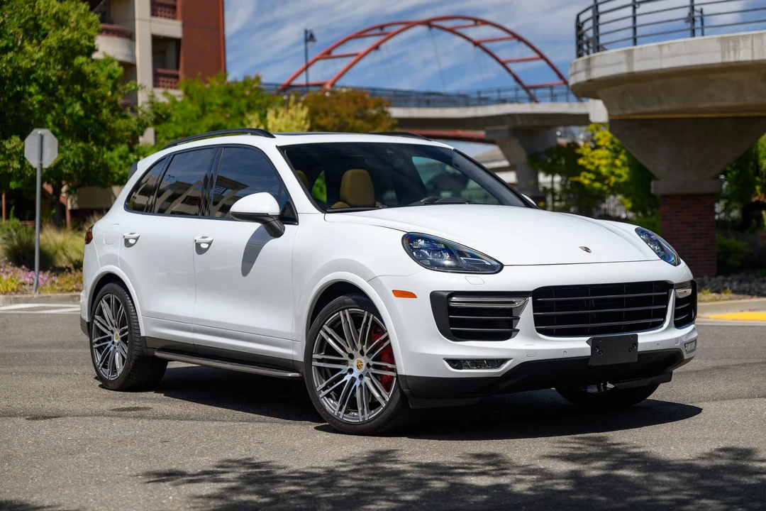 2015 Porsche 958 Cayenne Turbo - Image 20 of 31