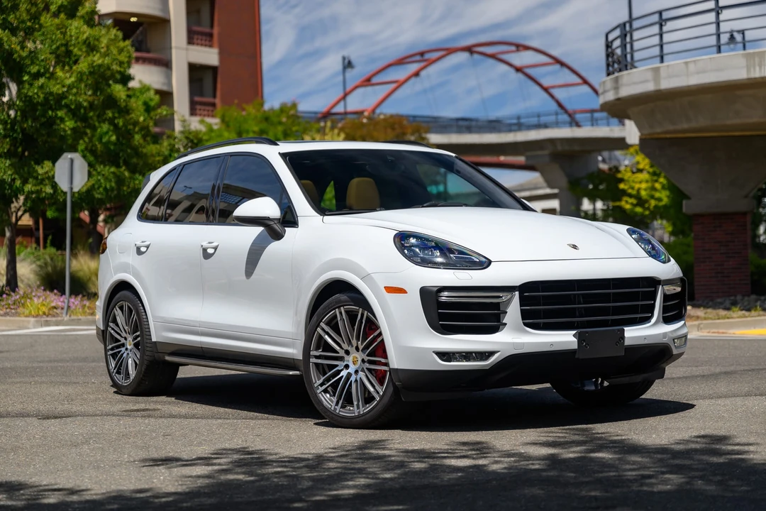 2015 Porsche 958 Cayenne Turbo - Image 21 of 31