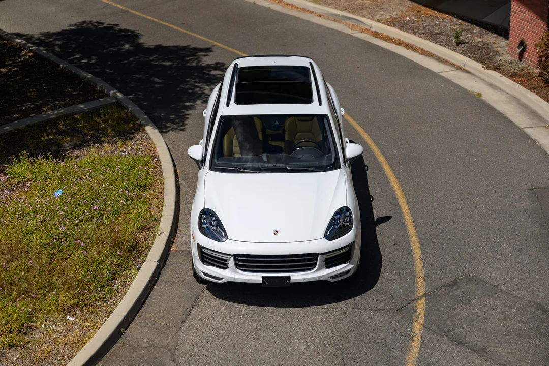 2015 Porsche 958 Cayenne Turbo - Image 18 of 31