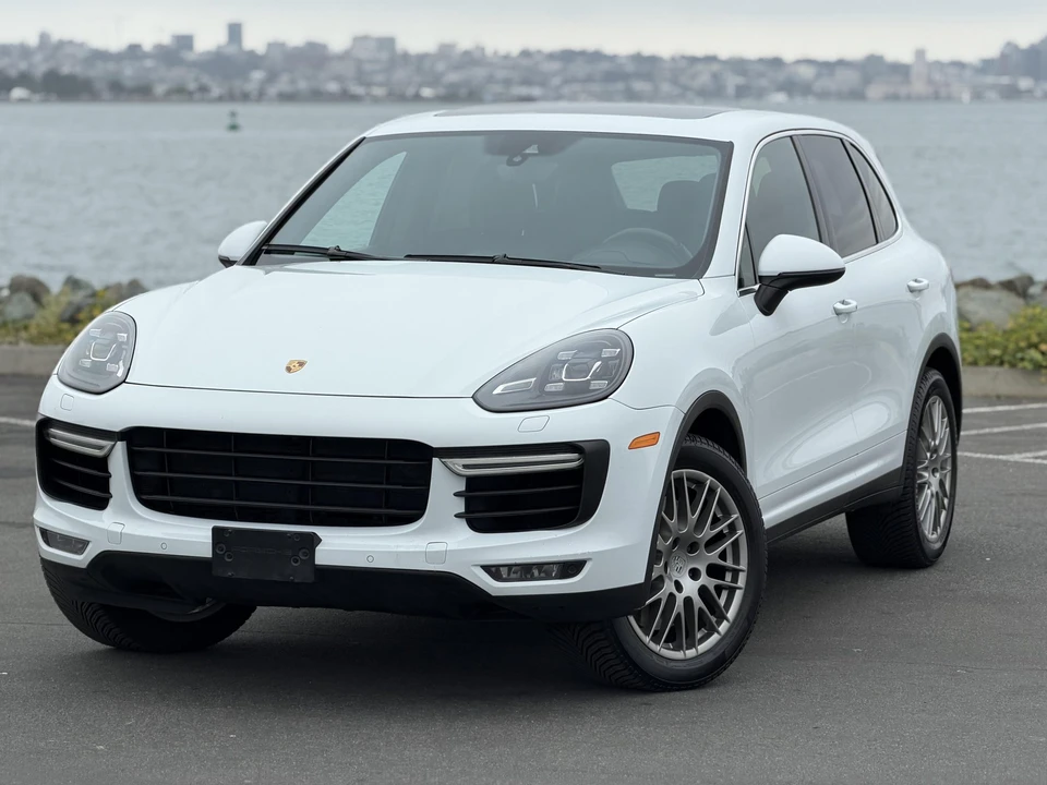 2015 Porsche 958 Cayenne Turbo - Image 7 of 31