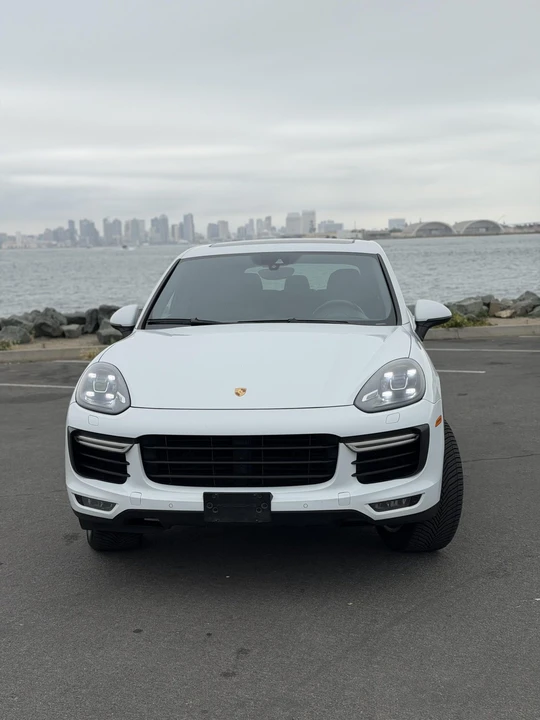 2015 Porsche 958 Cayenne Turbo - Image 3 of 31
