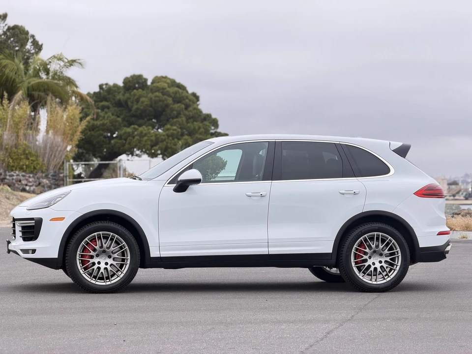 2015 Porsche 958 Cayenne Turbo - Image 19 of 31