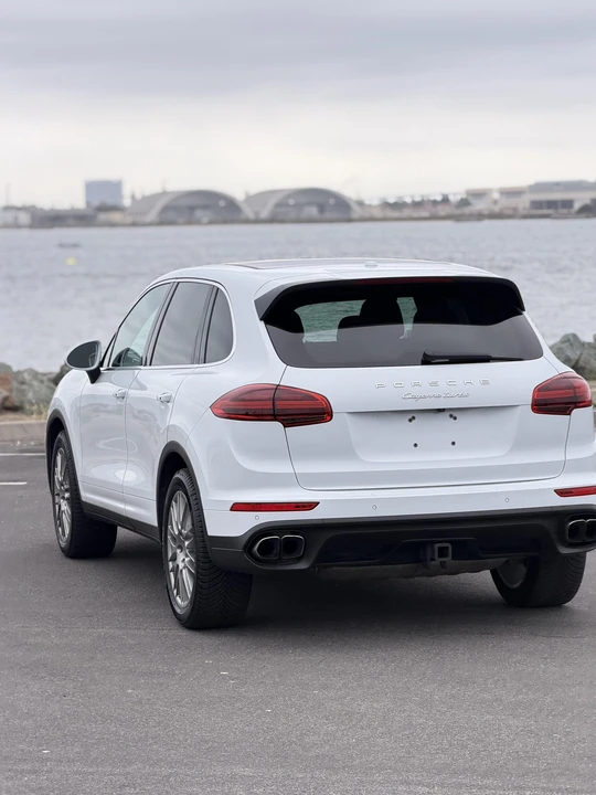 2015 Porsche 958 Cayenne Turbo - Image 22 of 31