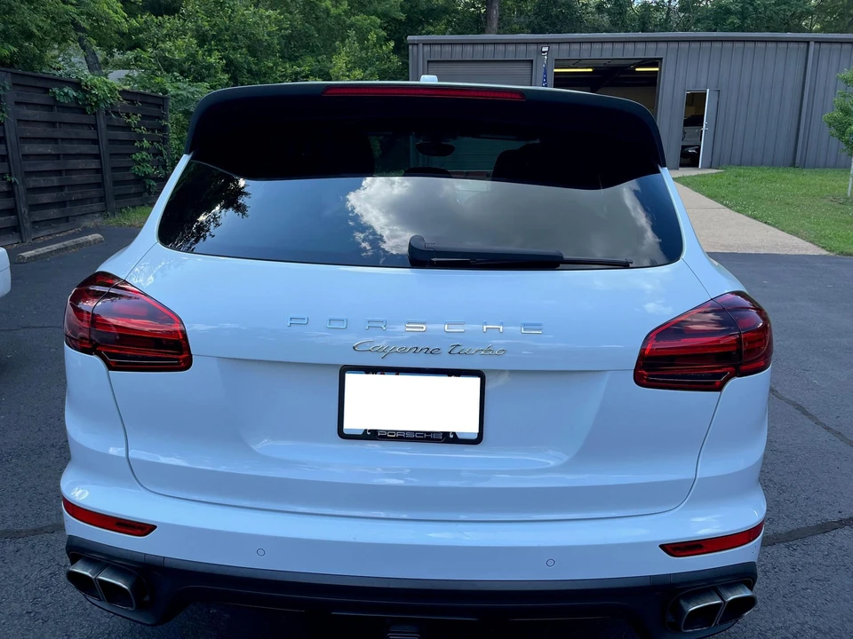 2015 Porsche 958 Cayenne Turbo - Image 8 of 31