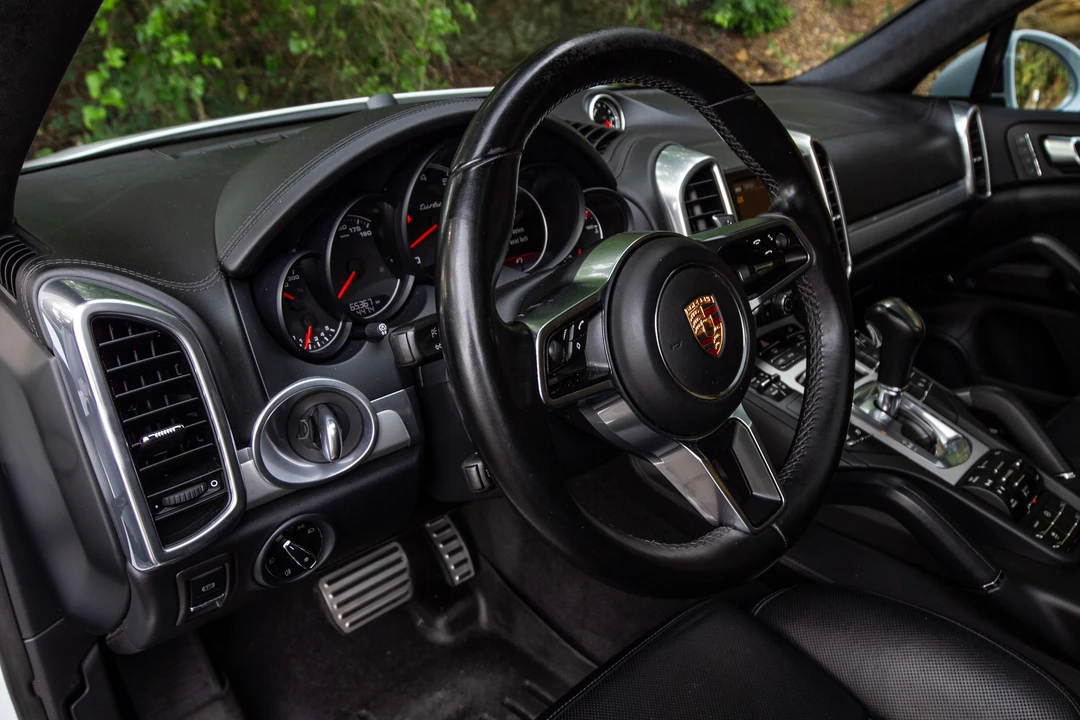 2015 Porsche 958 Cayenne Turbo - Image 29 of 31