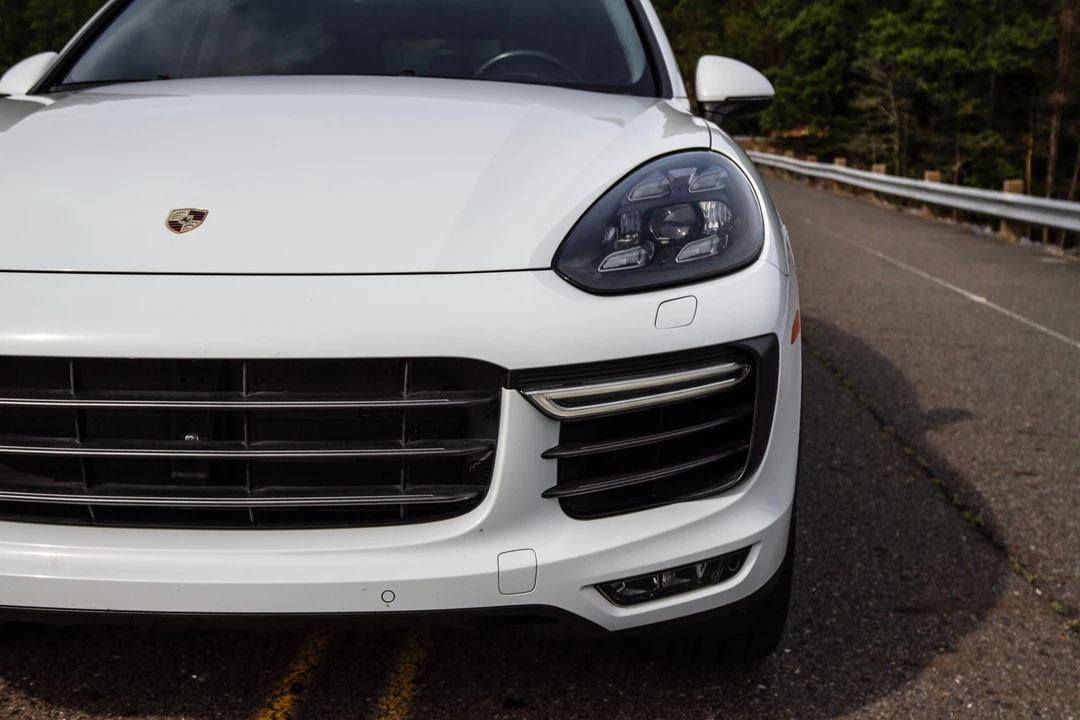 2015 Porsche 958 Cayenne Turbo - Image 12 of 31