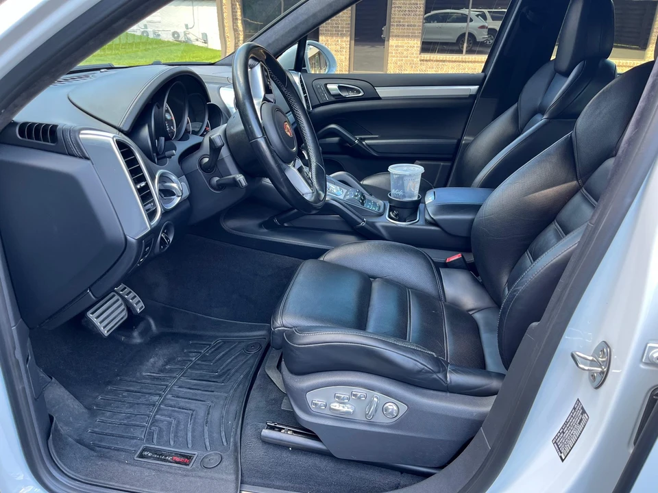 2015 Porsche 958 Cayenne Turbo - Image 23 of 31