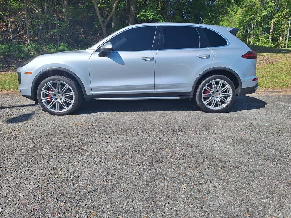 2015 Porsche 958 Cayenne Turbo - Image 17 of 31