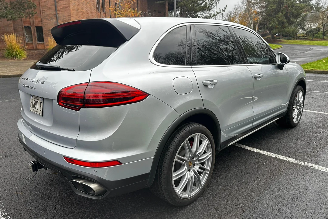 2015 Porsche 958 Cayenne Turbo - Image 4 of 31