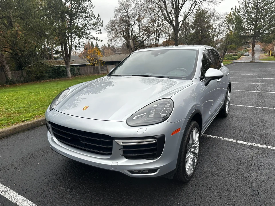 2015 Porsche 958 Cayenne Turbo - Image 9 of 31