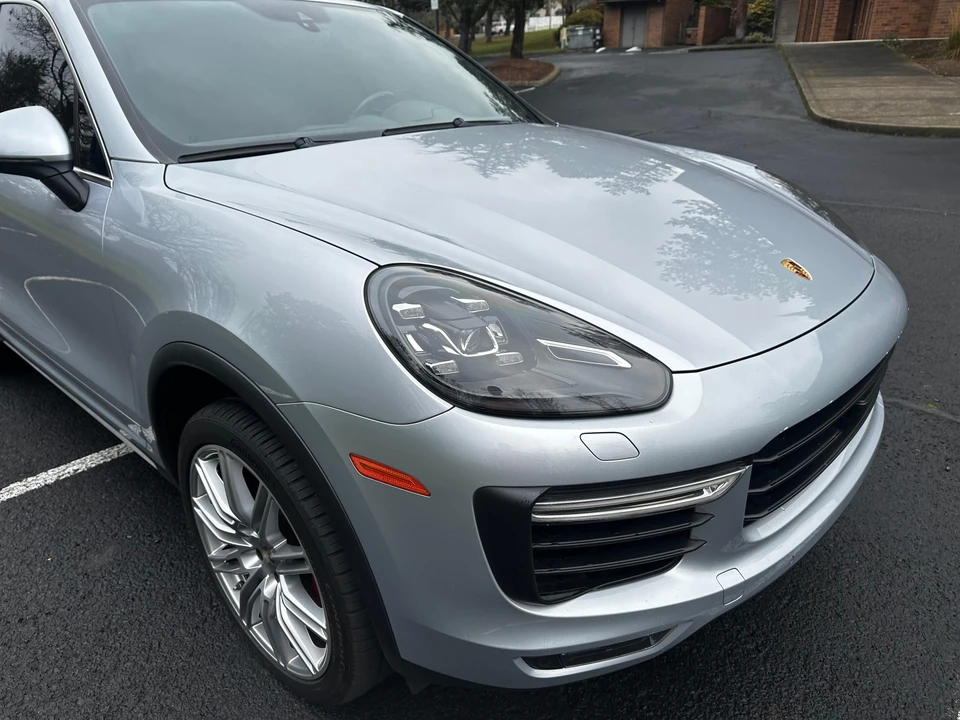 2015 Porsche 958 Cayenne Turbo - Image 14 of 31