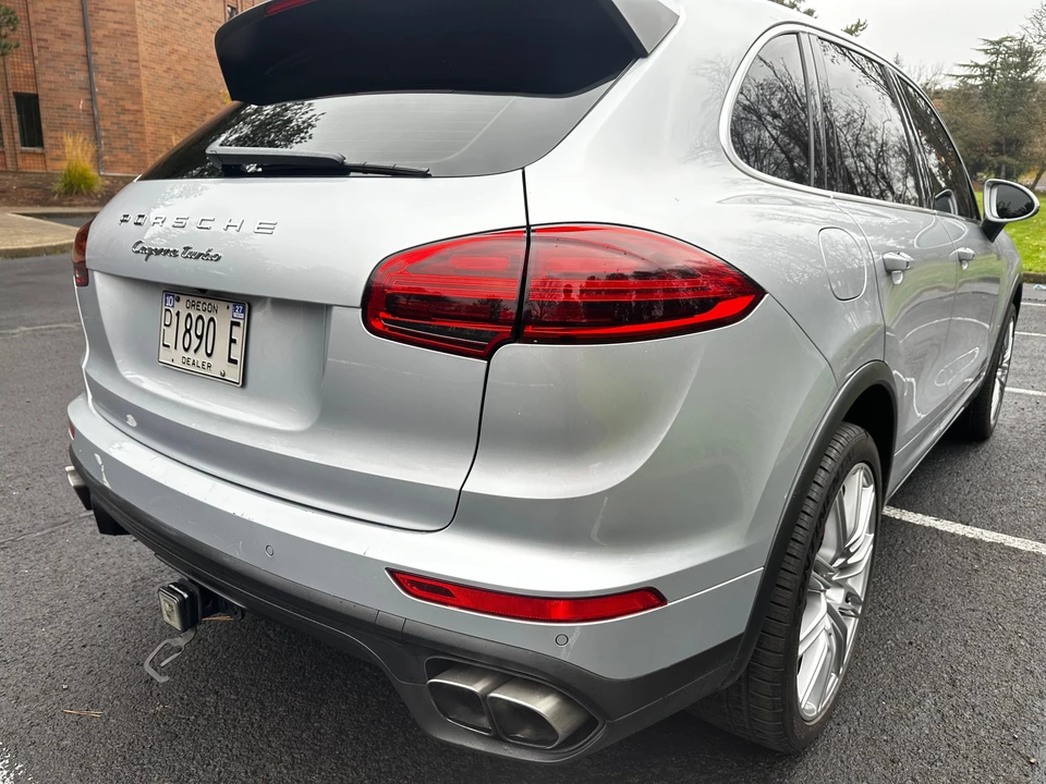 2015 Porsche 958 Cayenne Turbo - Image 22 of 31