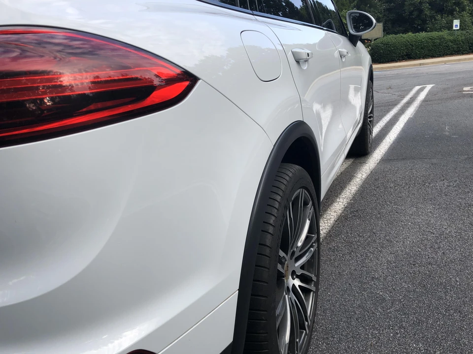 2015 Porsche 958 Cayenne Turbo - Image 15 of 31