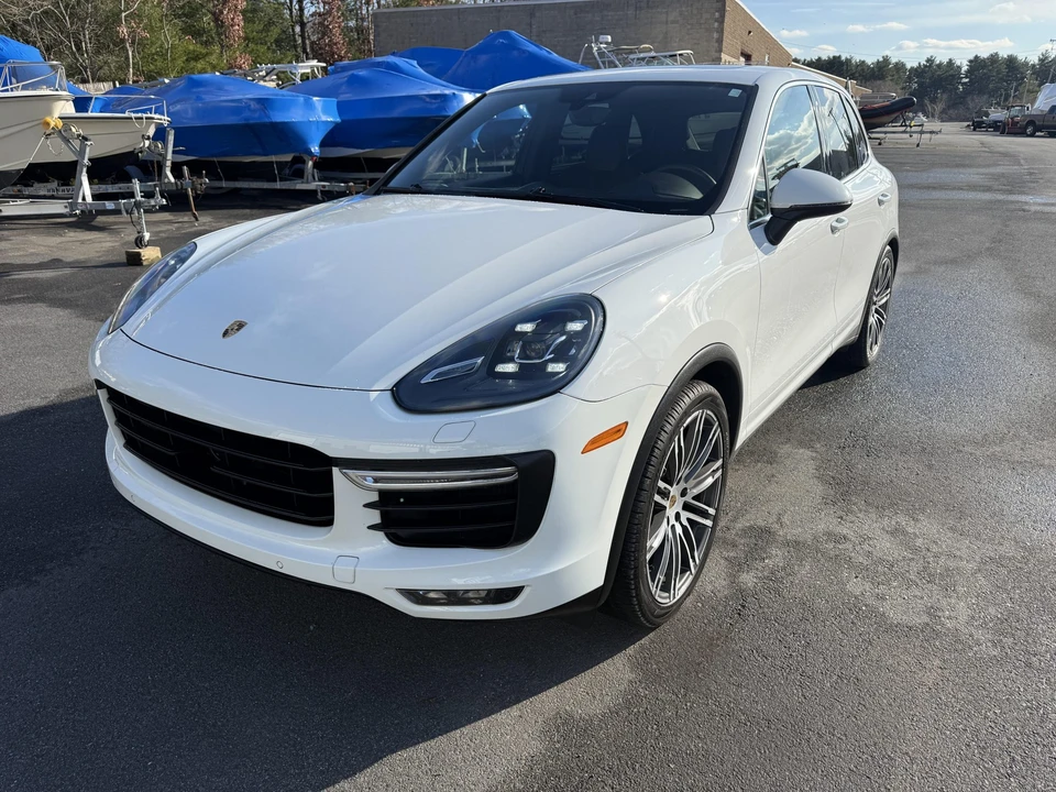 2015 Porsche 958 Cayenne Turbo - Image 23 of 31
