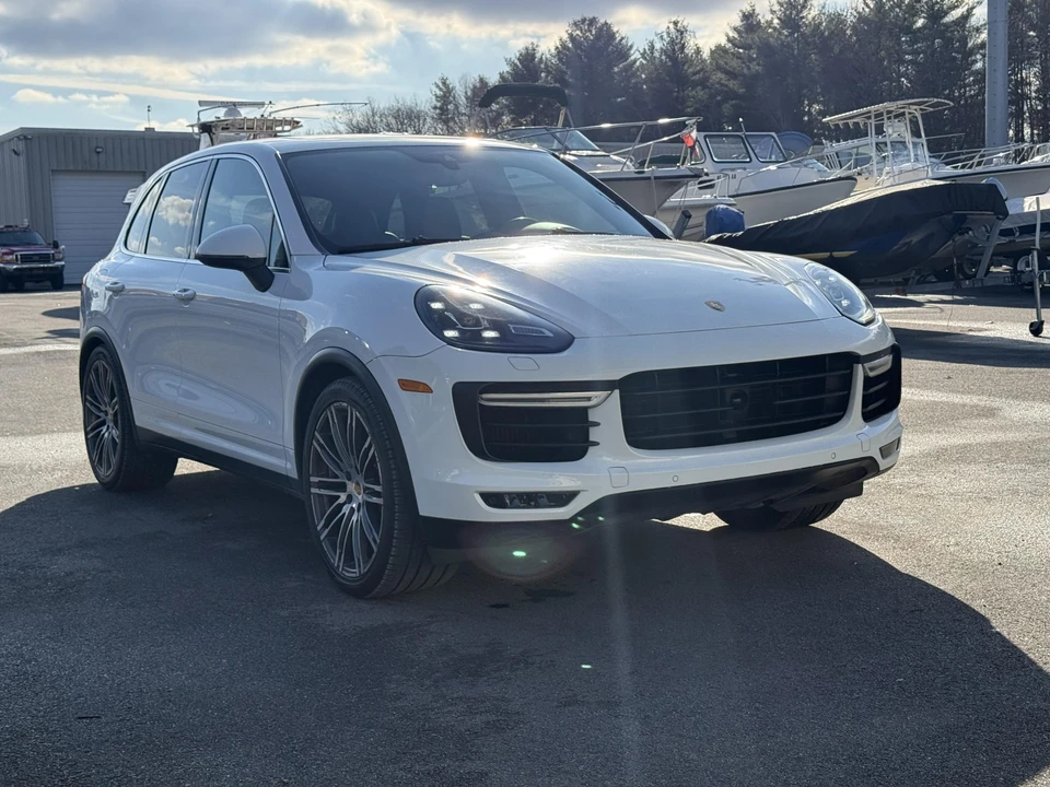 2015 Porsche 958 Cayenne Turbo - Image 25 of 31