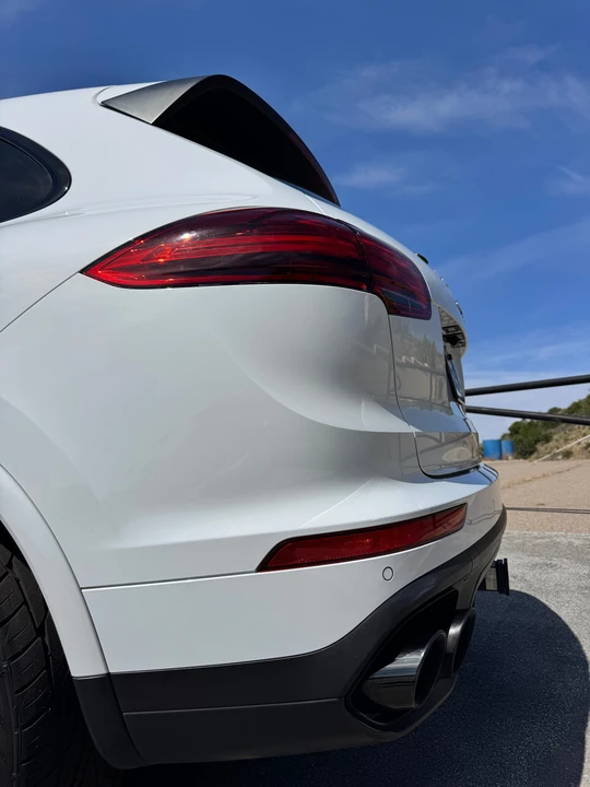 2015 Porsche 958 Cayenne Turbo - Image 30 of 31