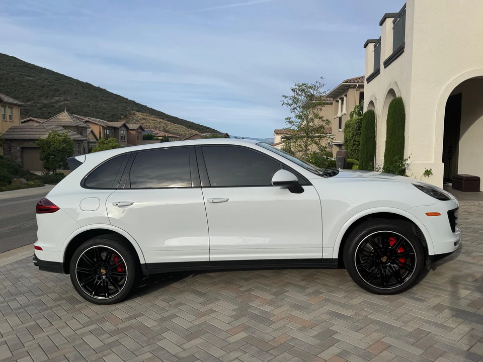 2015 Porsche 958 Cayenne Turbo - Image 22 of 31