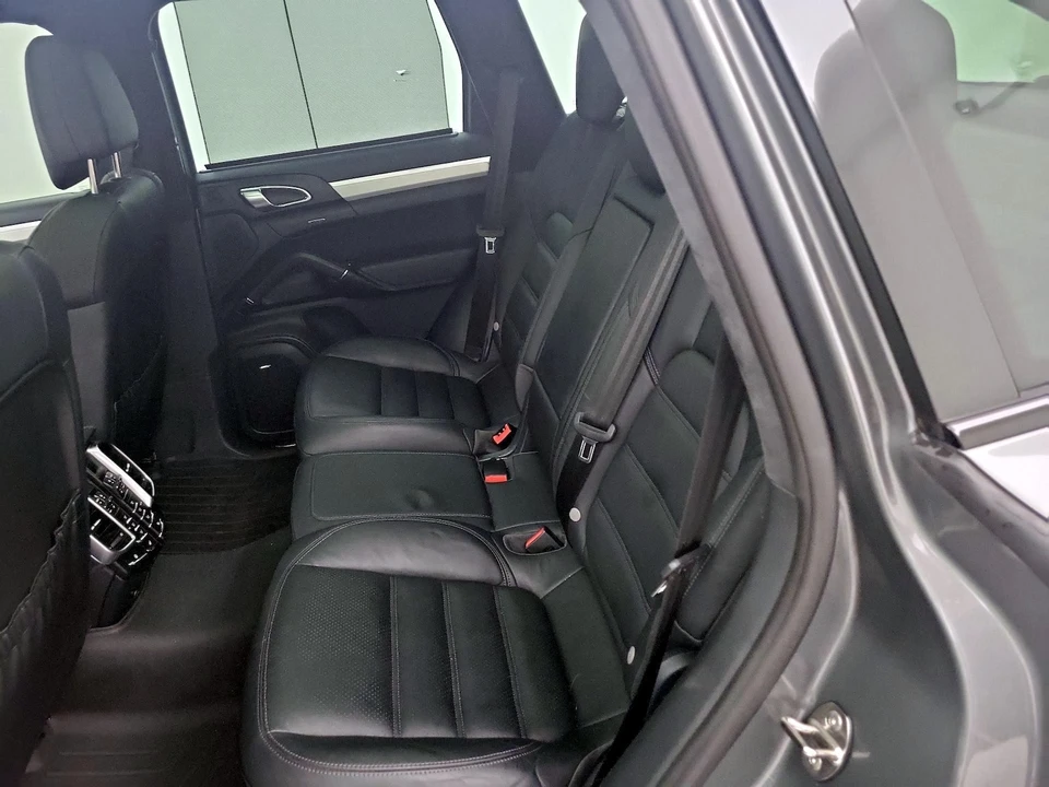 2015 Porsche 958 Cayenne Turbo - Image 20 of 26