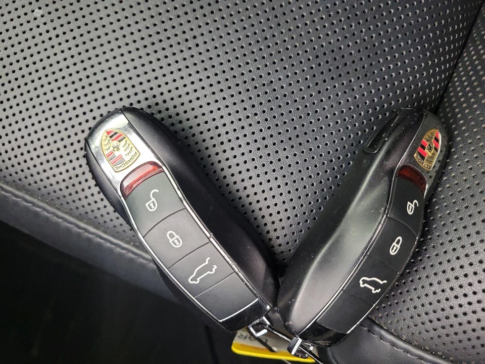 2015 Porsche 958 Cayenne Turbo - Image 23 of 26