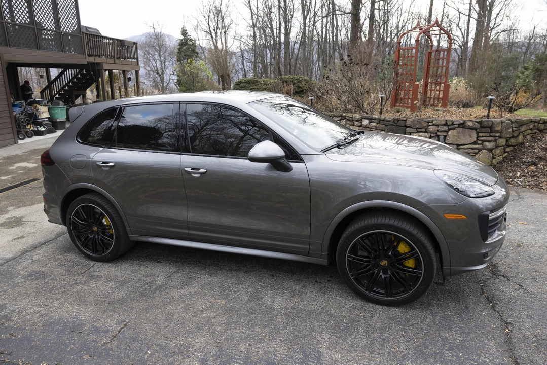 2015 Porsche 958 Cayenne Turbo - Image 23 of 31