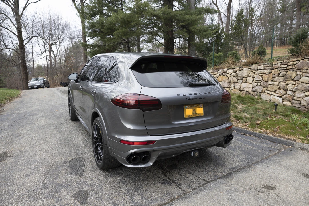 2015 Porsche 958 Cayenne Turbo - Image 16 of 31