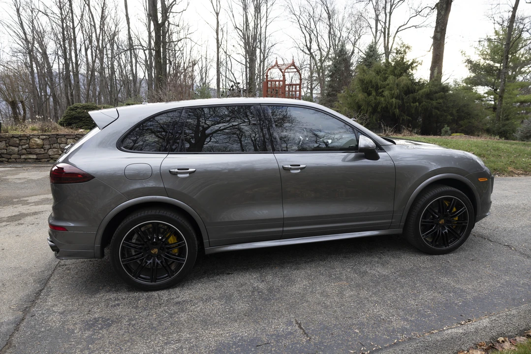 2015 Porsche 958 Cayenne Turbo - Image 21 of 31