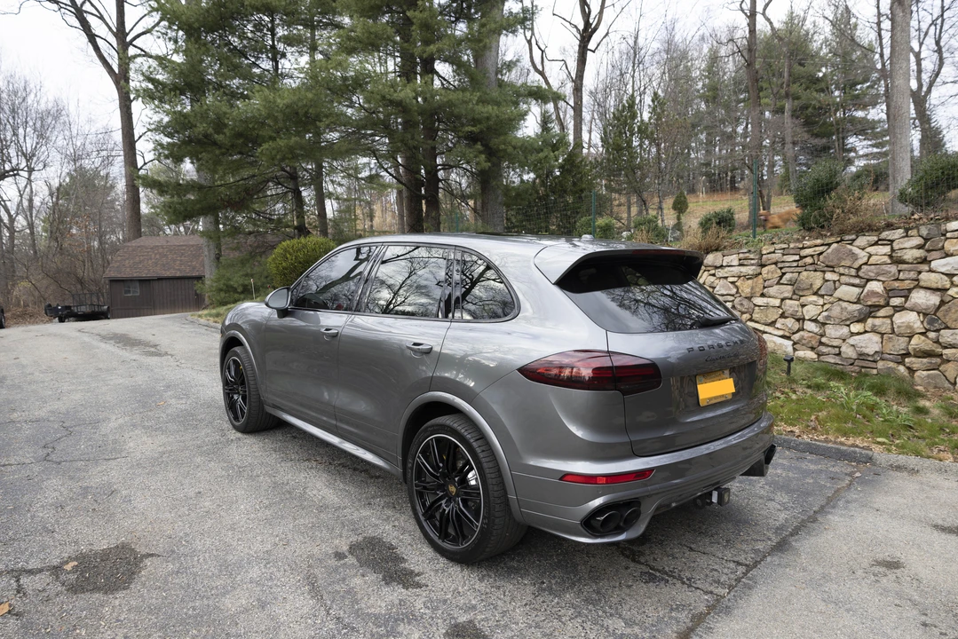 2015 Porsche 958 Cayenne Turbo - Image 15 of 31