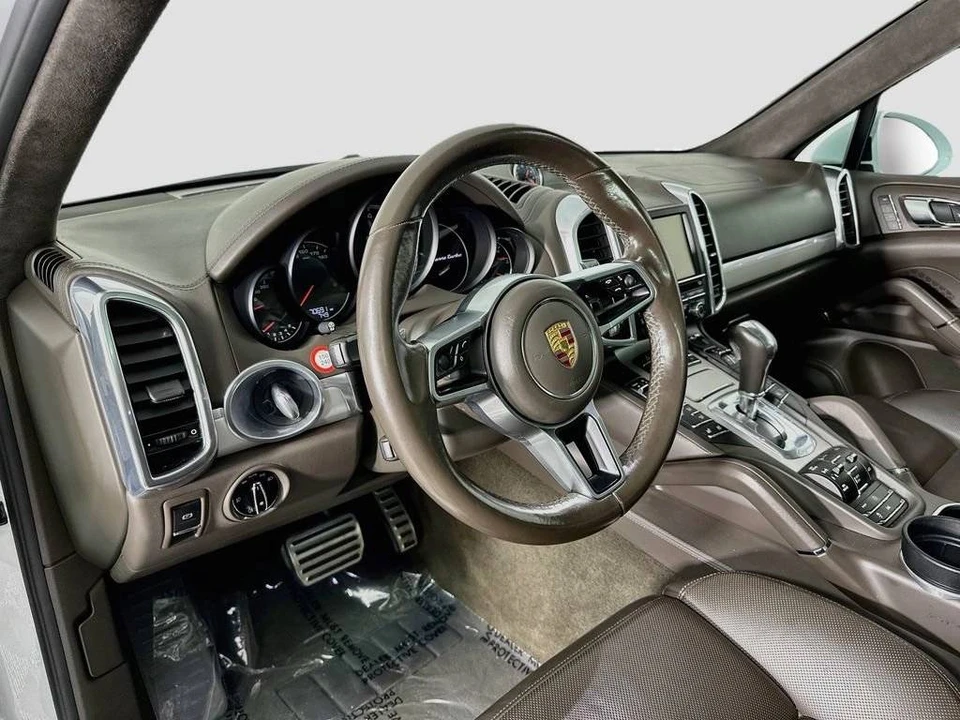 2015 Porsche 958 Cayenne Turbo - Image 4 of 5