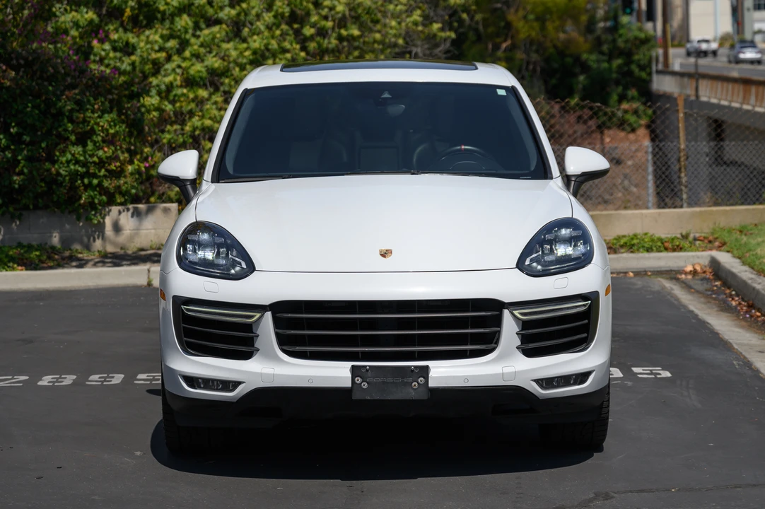 2015 Porsche 958 Cayenne Turbo - Image 15 of 31
