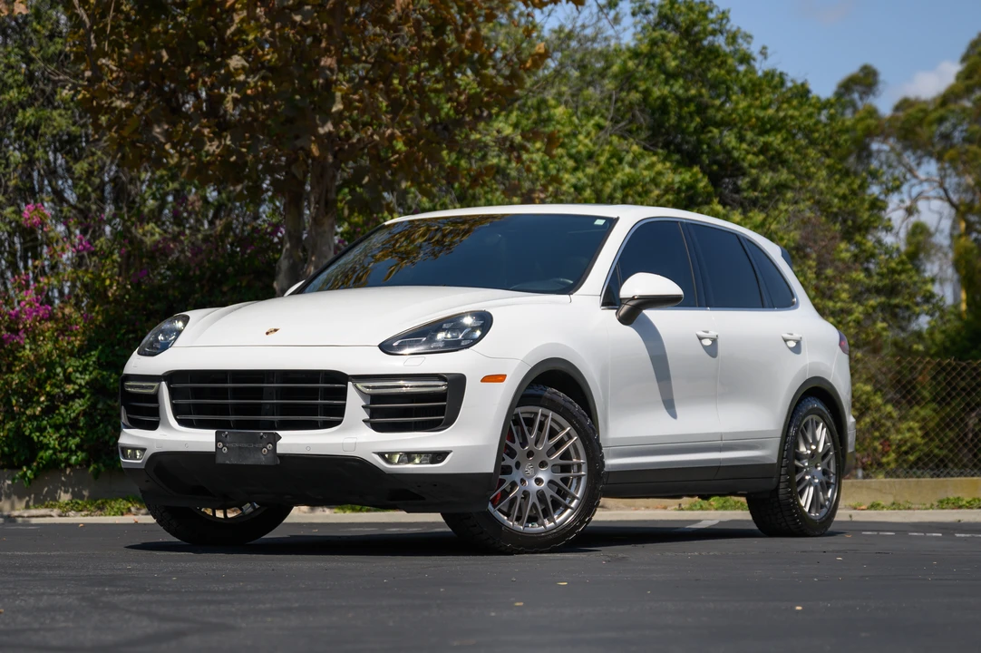 2015 Porsche 958 Cayenne Turbo - Image 14 of 31