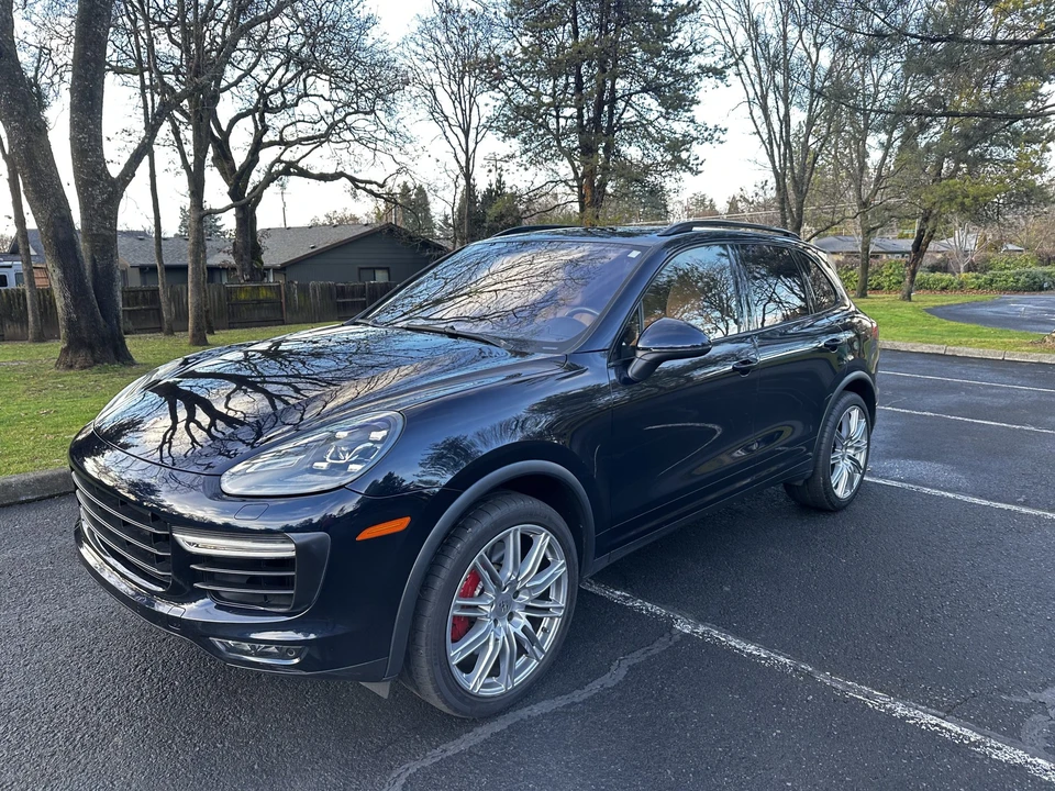 2015 Porsche 958 Cayenne Turbo - Image 11 of 31