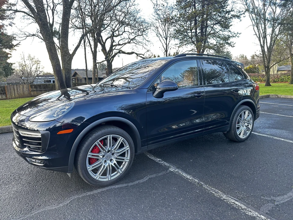 2015 Porsche 958 Cayenne Turbo - Image 3 of 31