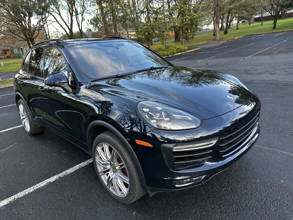 2015 Porsche 958 Cayenne Turbo - Image 21 of 31