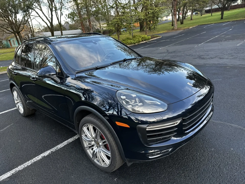 2015 Porsche 958 Cayenne Turbo - Image 23 of 31