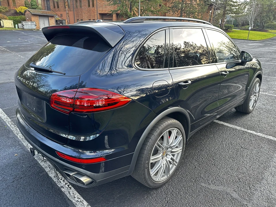 2015 Porsche 958 Cayenne Turbo - Image 31 of 31