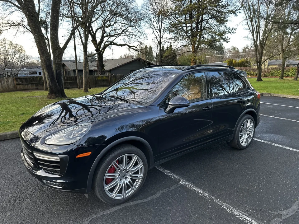 2015 Porsche 958 Cayenne Turbo - Image 8 of 31